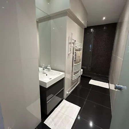 Apartment New Design - Fashion Street Budapest